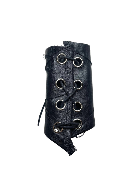 STITCHED LEATHER WRAP
