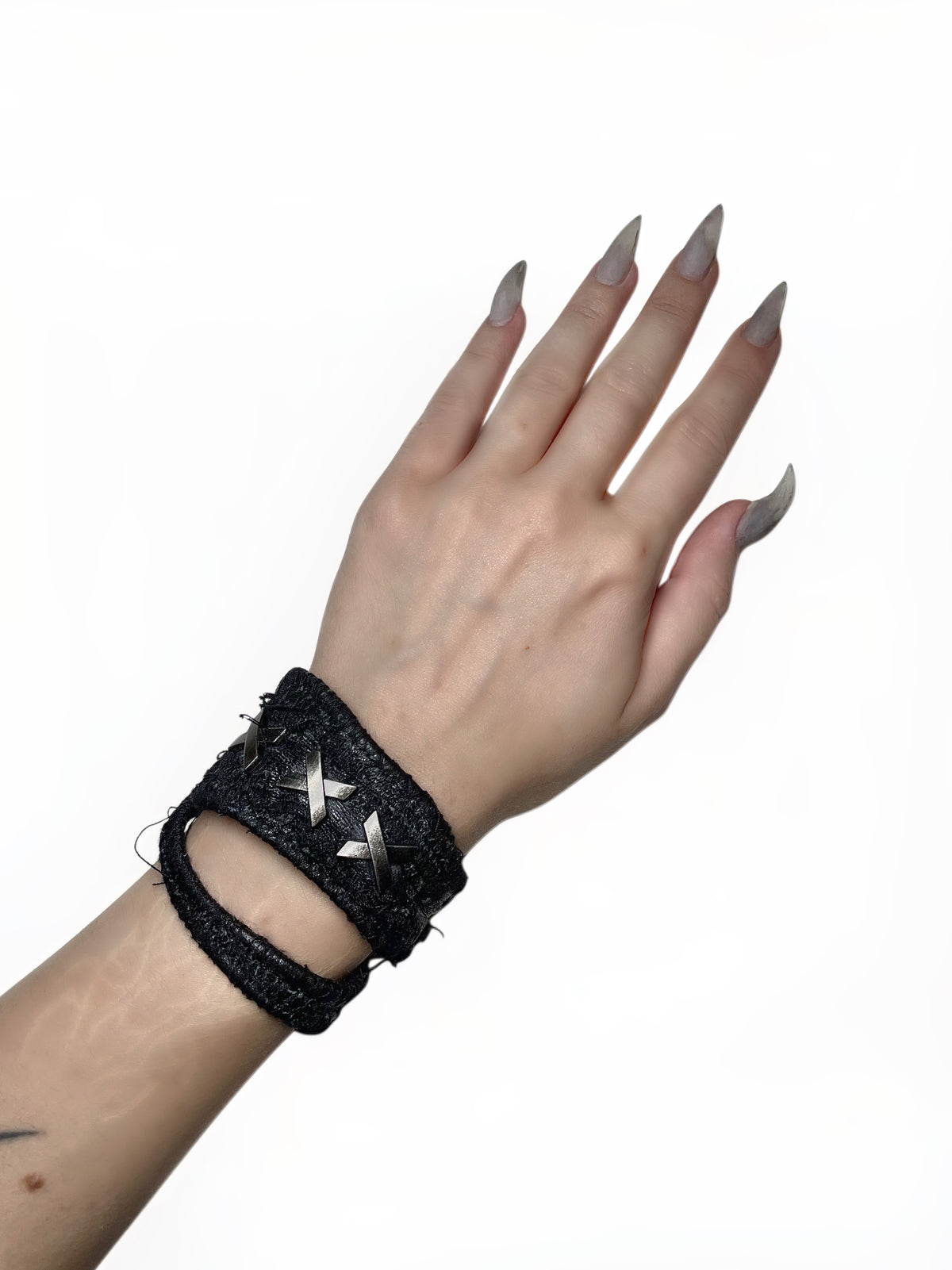 DISTRESSED CROSS WRAP