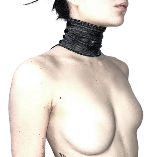 LEATHER PIERCING CHOKER
