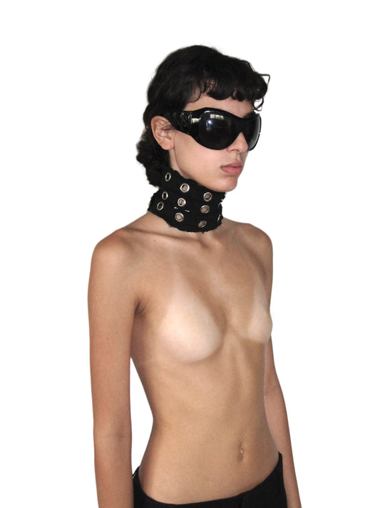 EYELIDS CHOKER